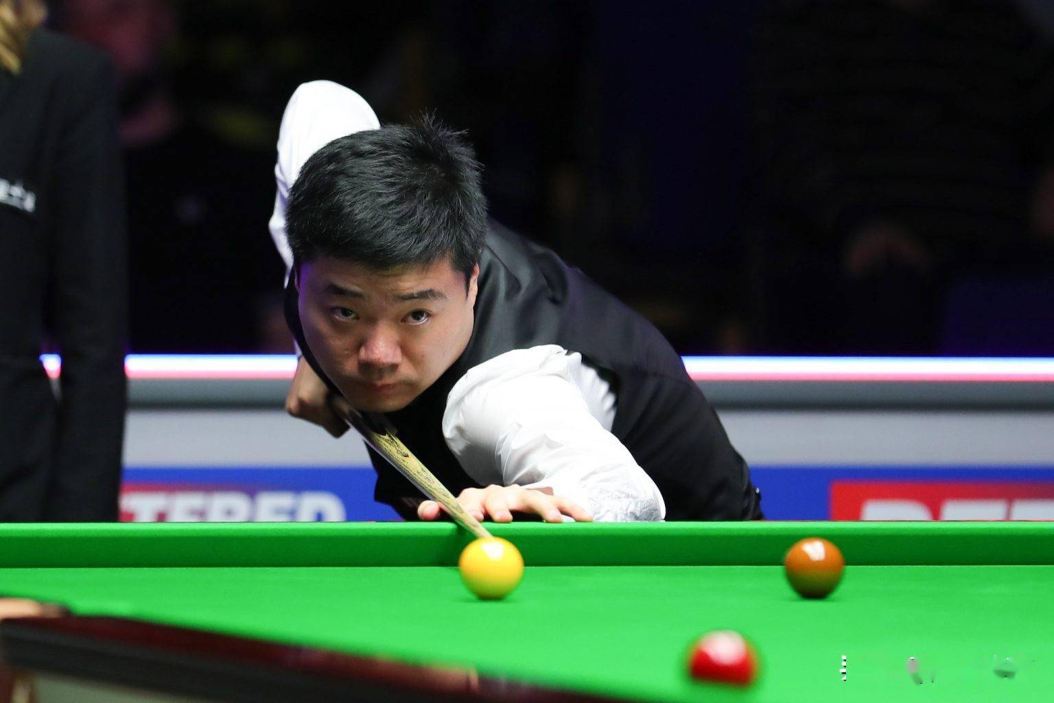 银狼队员 银狼队员